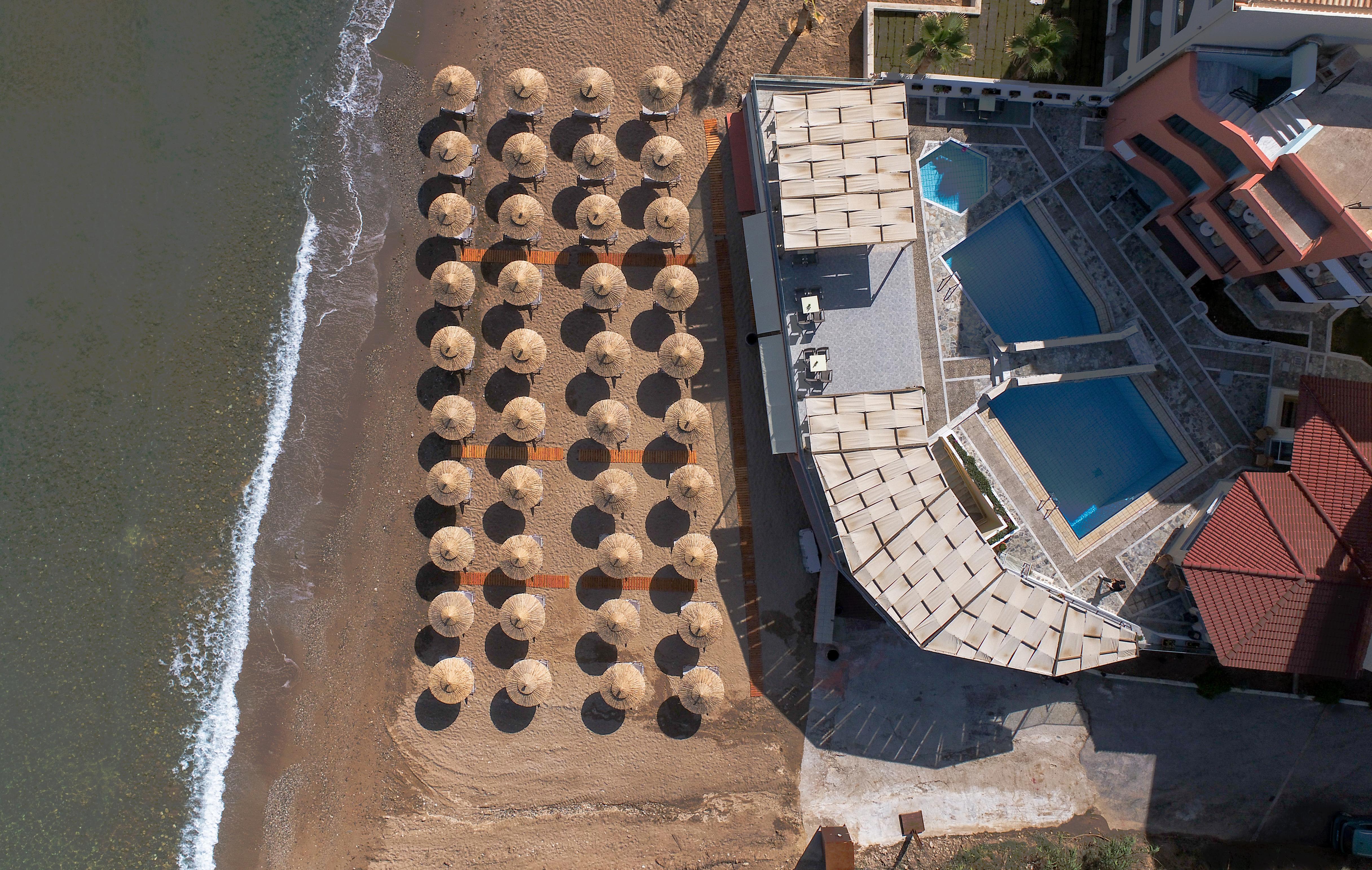 Dedalos Beach Hotel Sfáka Exterior foto