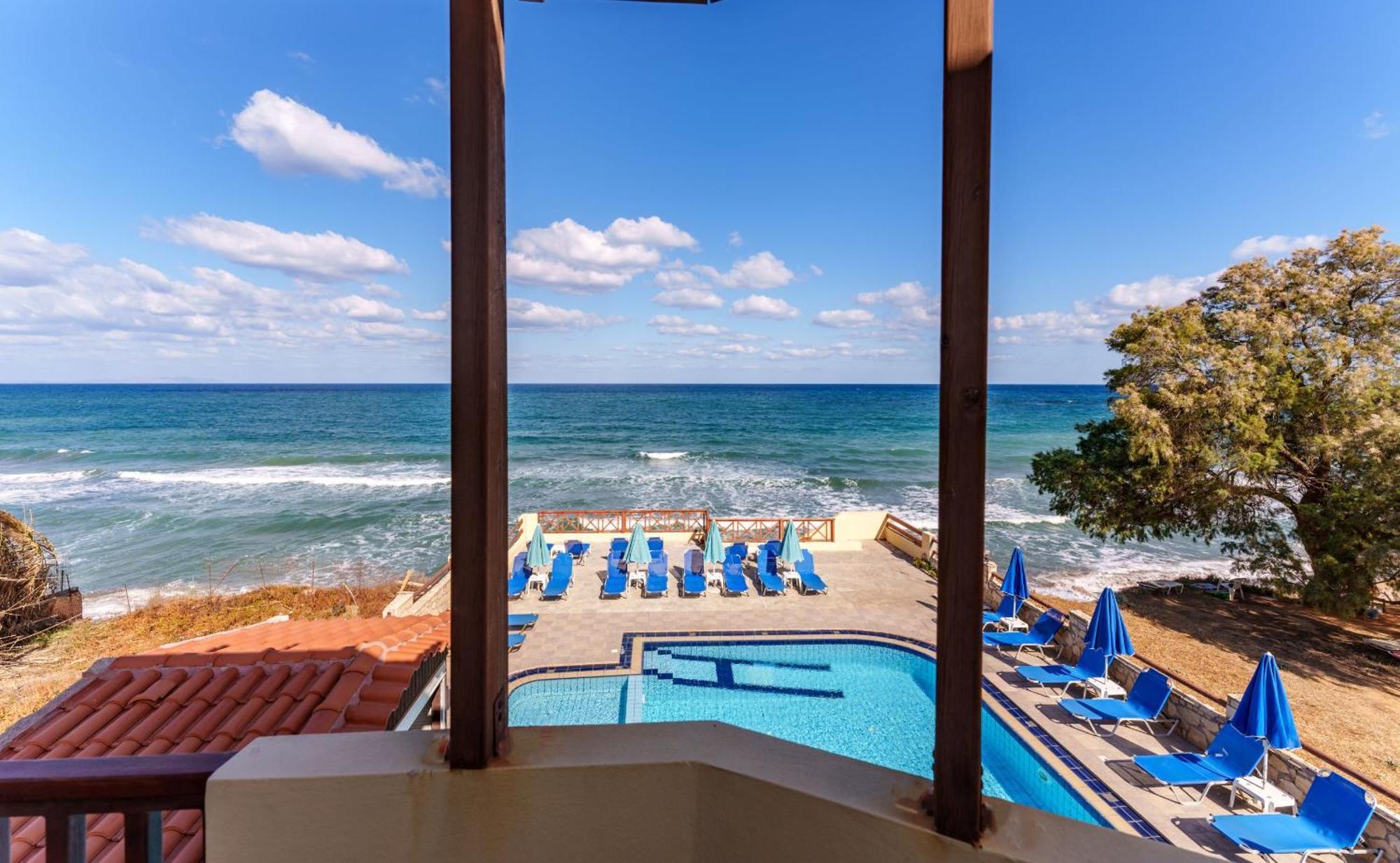 Dedalos Beach Hotel Sfáka Exterior foto